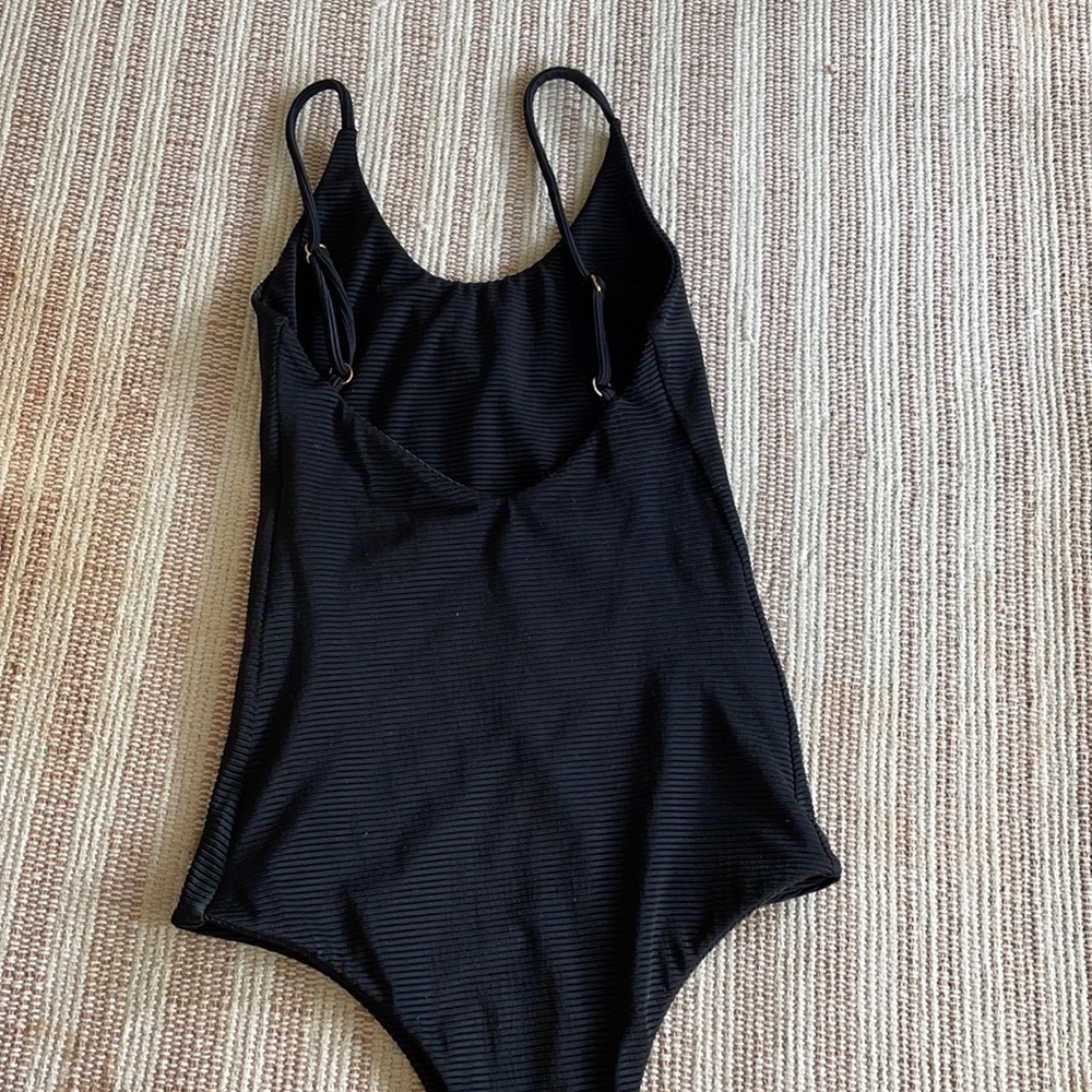 Issa de’mar Ribbed One Piece - Picture 4 of 5